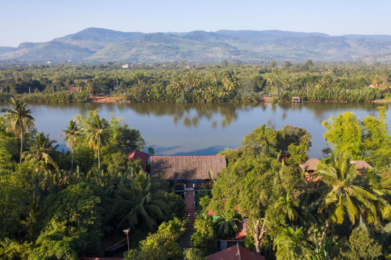 Green Mango Bungalows Kampot Exterior photo