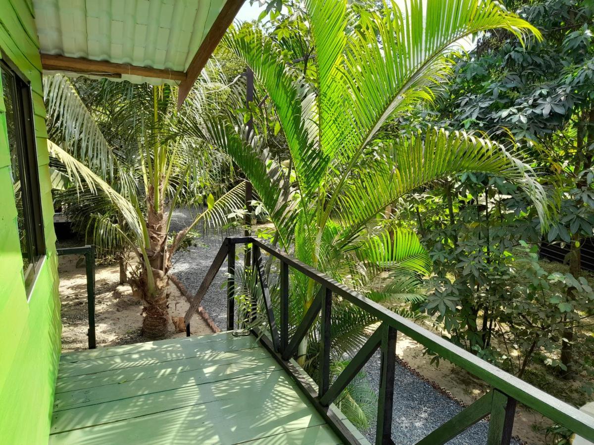 Green Mango Bungalows Kampot Exterior photo