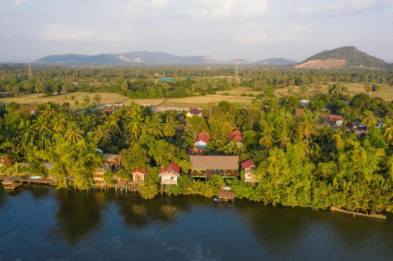 Green Mango Bungalows Kampot Exterior photo