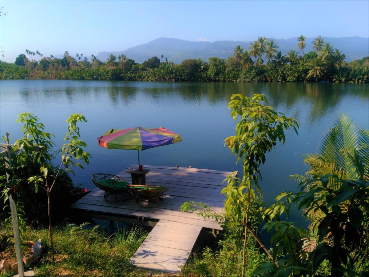Green Mango Bungalows Kampot Exterior photo