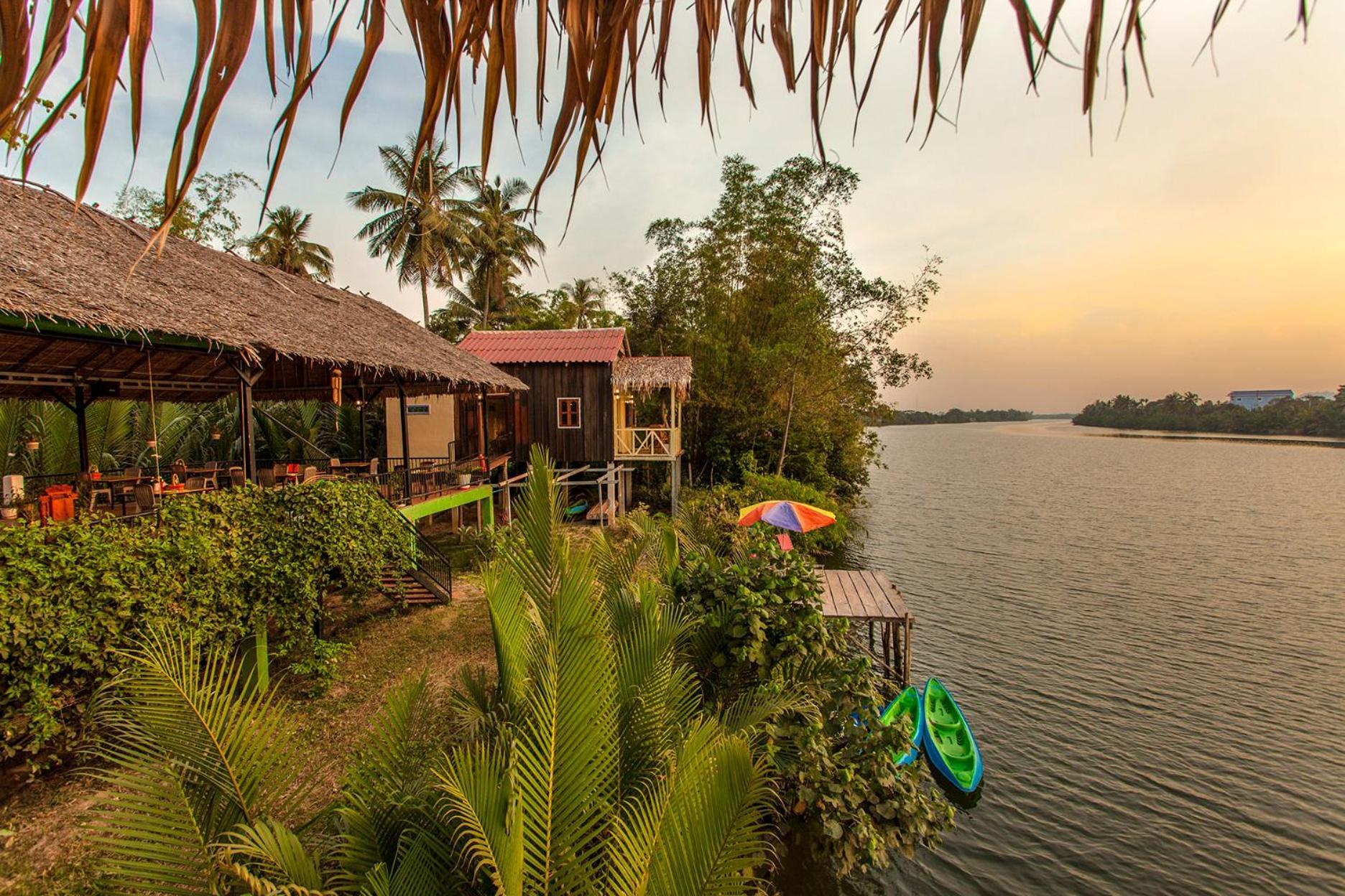 Green Mango Bungalows Kampot Exterior photo