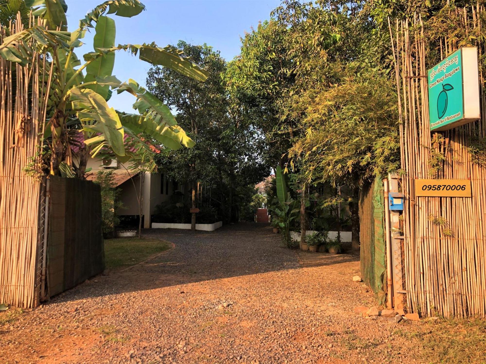 Green Mango Bungalows Kampot Exterior photo