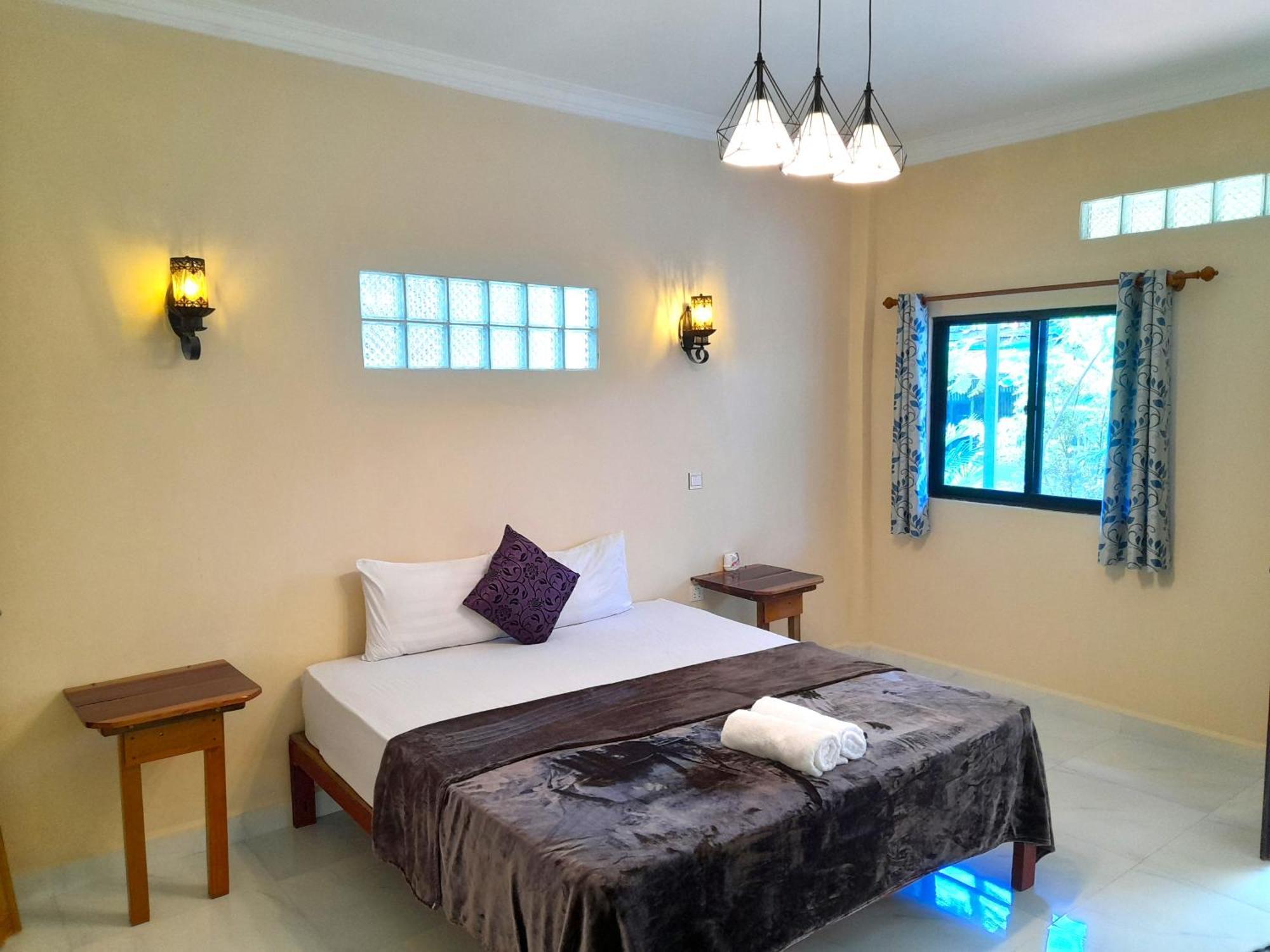 Green Mango Bungalows Kampot Exterior photo