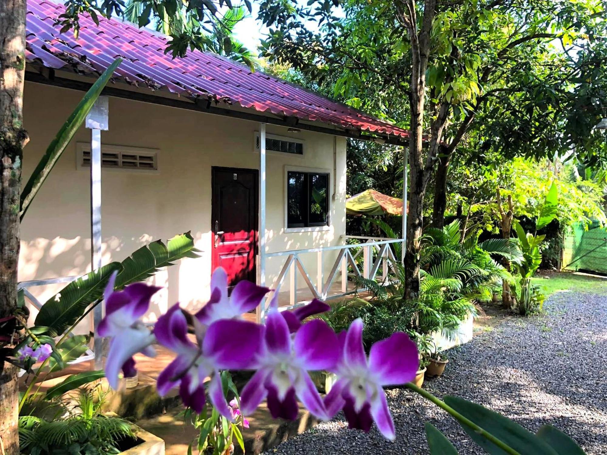 Green Mango Bungalows Kampot Exterior photo