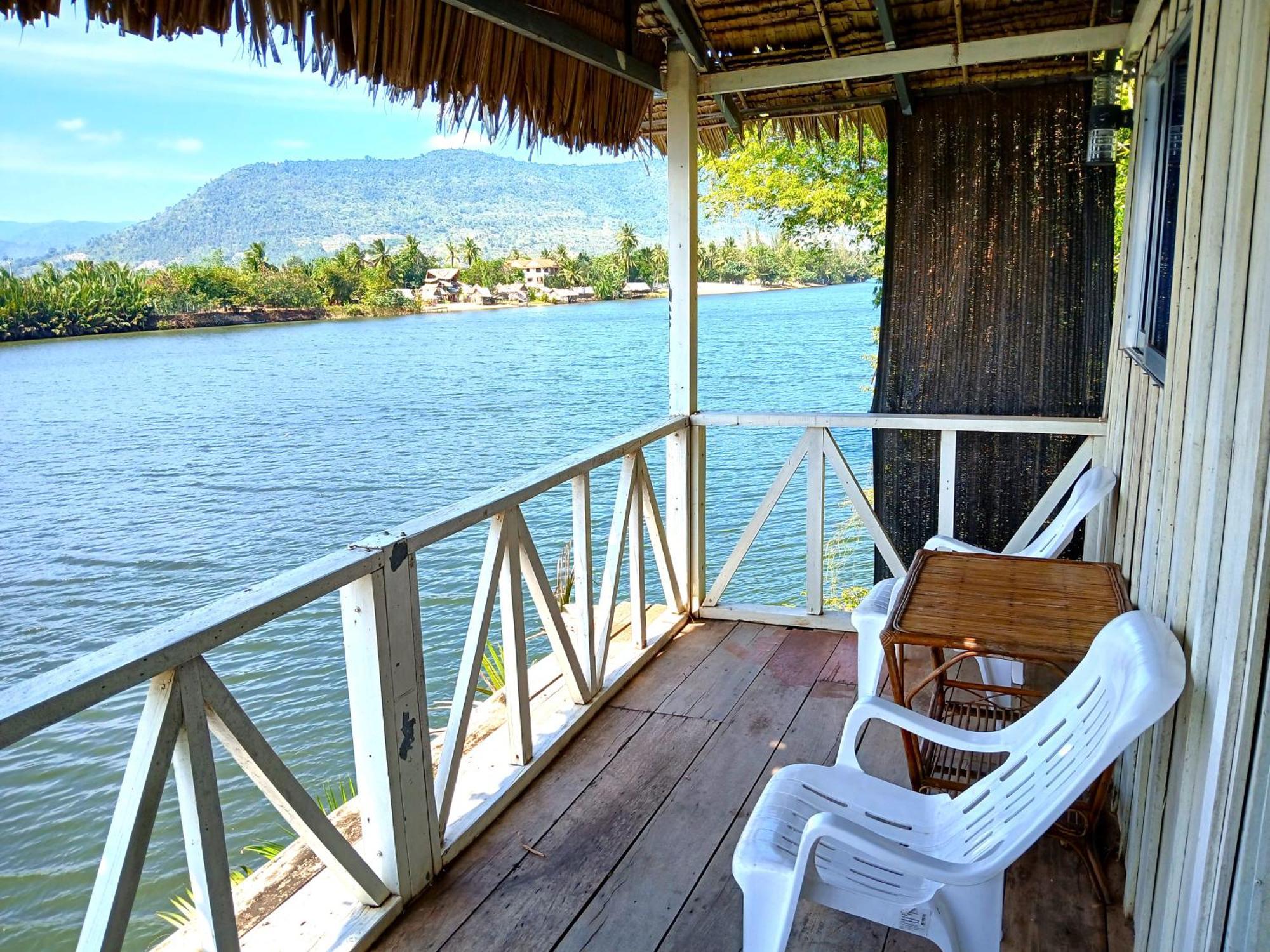 Green Mango Bungalows Kampot Exterior photo